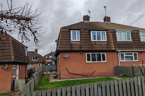 3 bedroom semi-detached house to rent, Larch Place, Newcastle, ST5 7BD