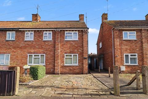 3 bedroom semi-detached house for sale, De Grey Road, Gaywood, King's Lynn, Norfolk, PE30