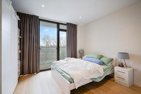 2 bedroom flat to rent, ArtHouse, York Way, King's Cross, London, N1C
