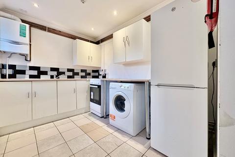 undefined, Walton Road, HODDESDON
