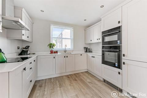 undefined, Evelyn Road, Mountbatten Park, North Baddesley, Hampshire