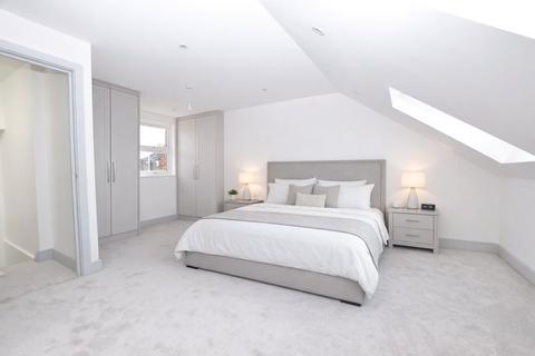 4 bedroom semi-detached house for sale, Harcourt Road, Bexleyheath, DA6