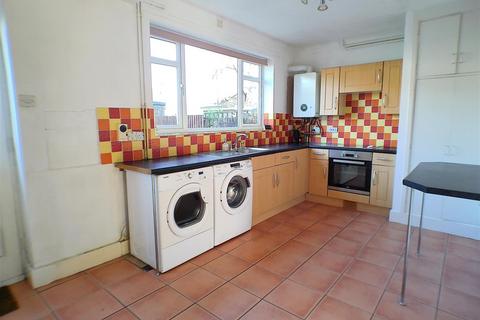 Trenchard Close, Newton, Nottingham