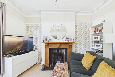 4 bedroom end of terrace house for sale, Lower Shirburn Road, Torquay