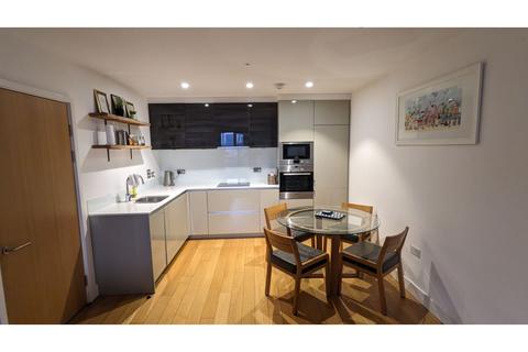 2 bedroom apartment for sale, Barking Road, London, E16