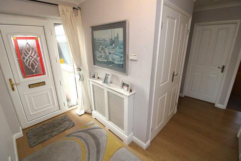 3 bedroom bungalow for sale, Bradwell Avenue, Dodworth, Barnsley