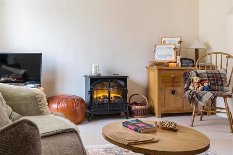 undefined, Elizabeth Close, Ivybridge PL21