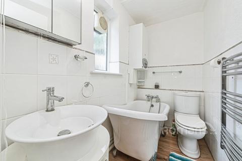 2 bedroom flat to rent, Dudley Close, Tilehurst, Reading, RG31