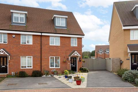 undefined, Lily Edge, Biggleswade SG18
