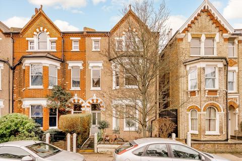 Oakhurst Grove, London SE22