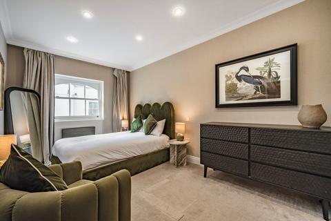 5 bedroom house to rent, Petersham Place, London SW7