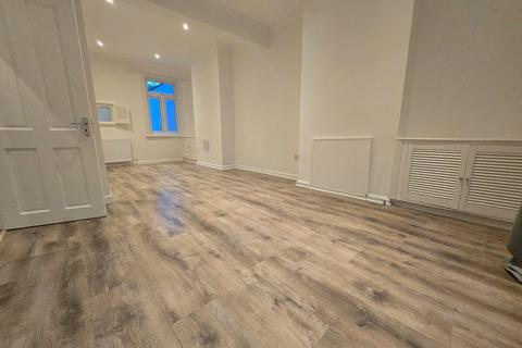 undefined, Western Road, London E13