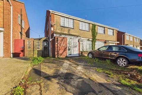 undefined, Leagrave High Street, Luton, Bedfordshire