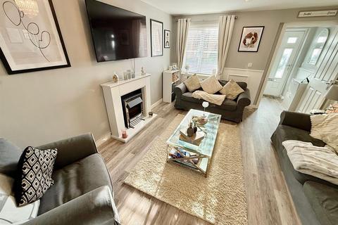 3 bedroom semi-detached house for sale, Pascoe Drive, Ormesby, Great Yarmouth