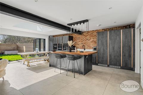 4 bedroom detached house for sale, Turner Close, Guildford, Surrey, GU4