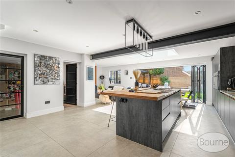 4 bedroom detached house for sale, Turner Close, Guildford, Surrey, GU4