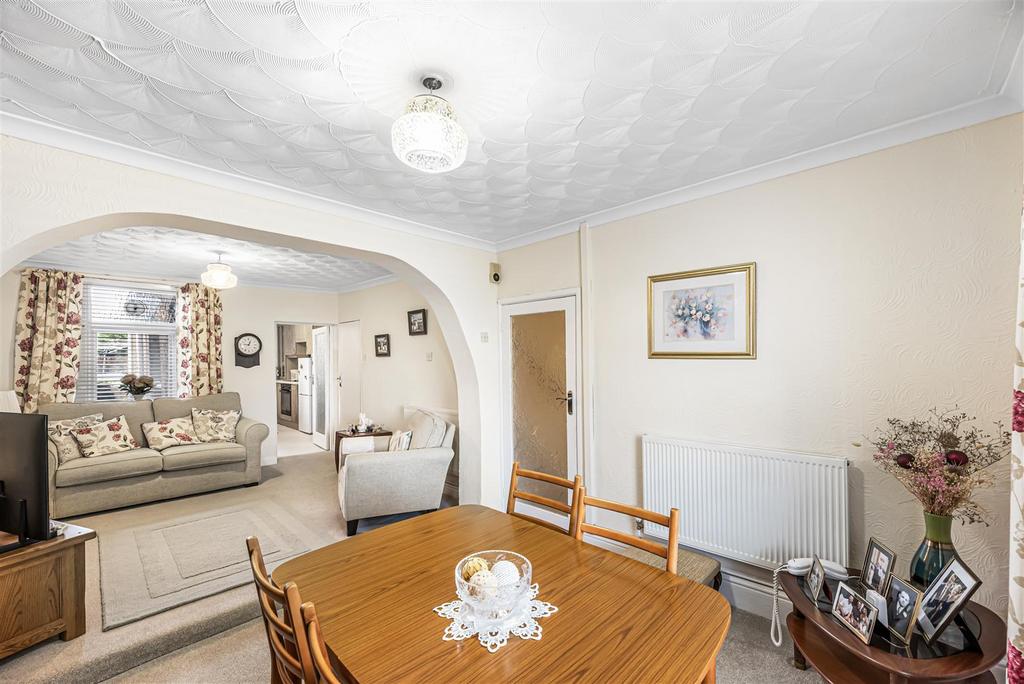Living/Dining Room
