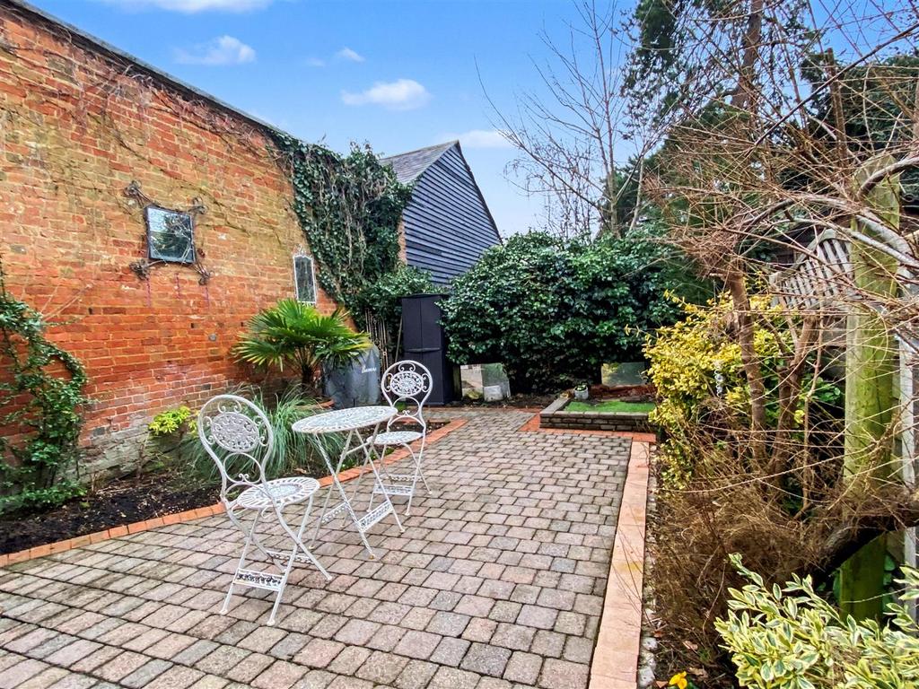 Garden 1.jpg