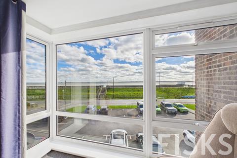 2 bedroom apartment for sale, Eastern Esplanade, Canvey Island, SS8