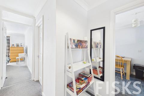 2 bedroom apartment for sale, Eastern Esplanade, Canvey Island, SS8