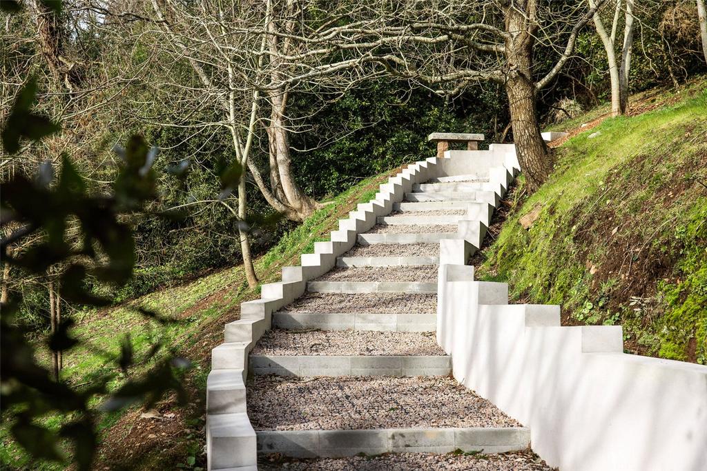 Path To St Aubin