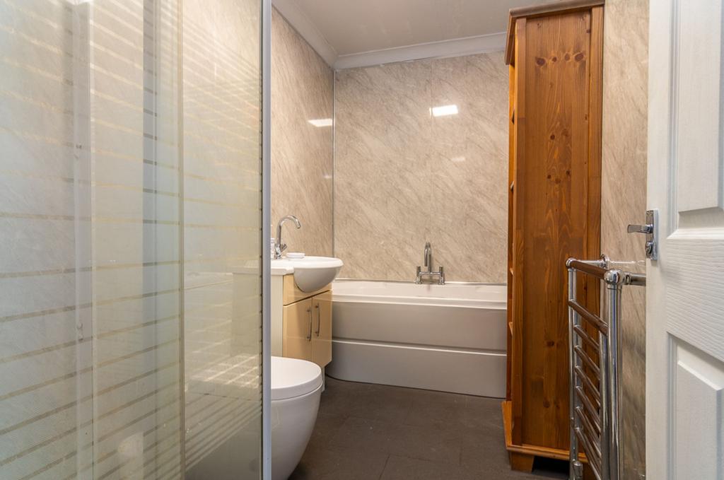Family bathroom