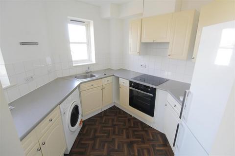 undefined, Chertsey Road, Byfleet