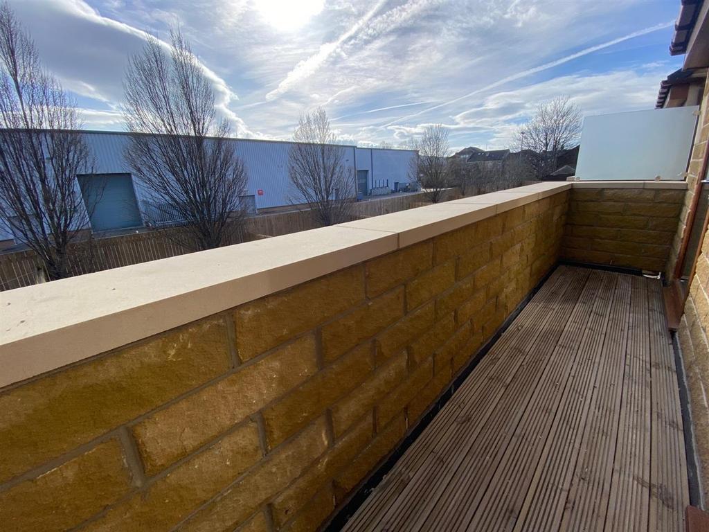 BALCONY.jpg