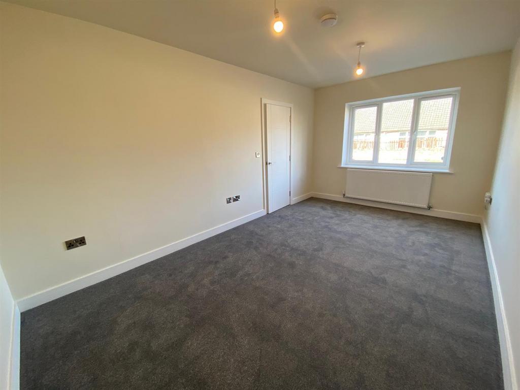 LOUNGE 1.jpg