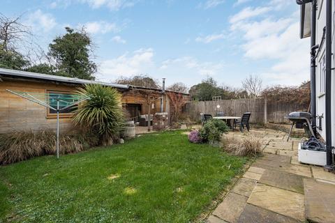 4 bedroom semi-detached house for sale, The Fairway, Leatherhead, KT22