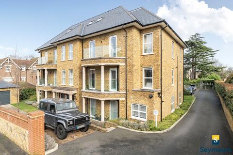2 bedroom flat for sale, Albury Road, Surrey GU1