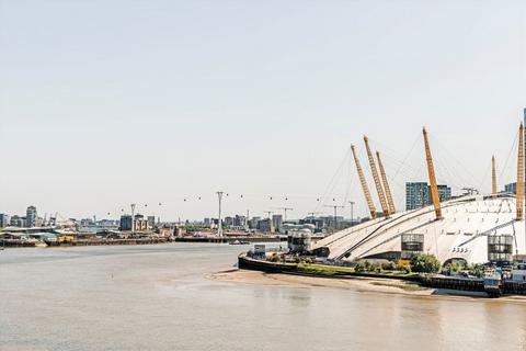 undefined, Fairmont Avenue, London E14