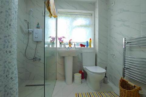 undefined, Topaz Close, Slough
