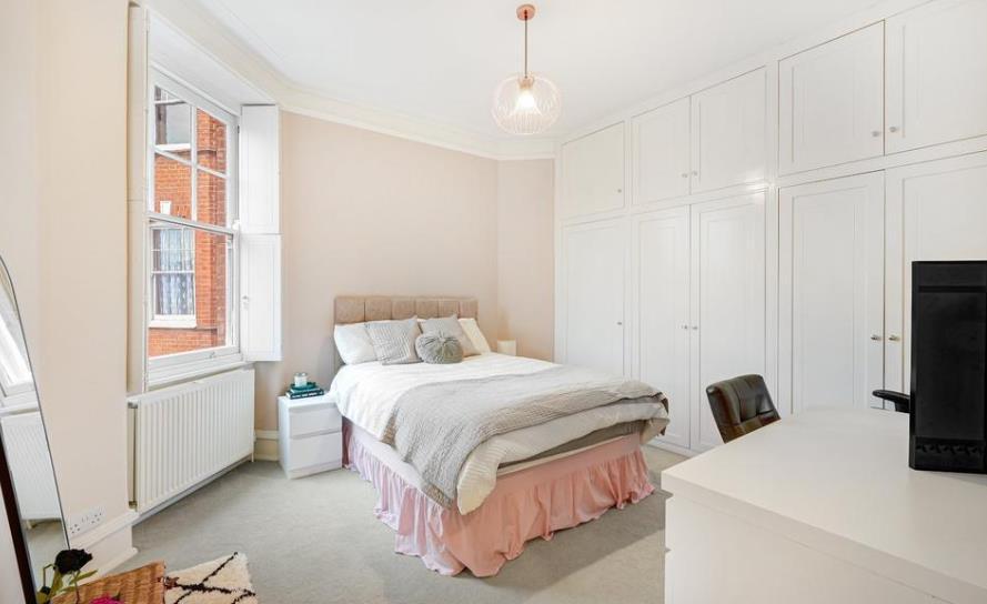 108, 15 portman sq 5 25.02 .png