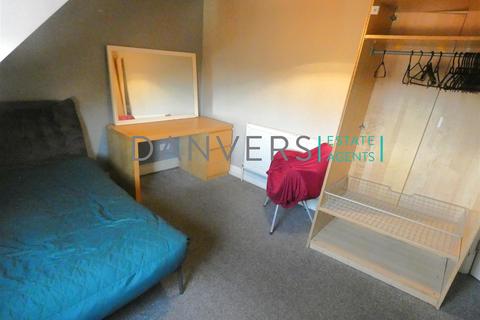 5 bedroom end of terrace house to rent, Beckingham Road, Leicester LE2