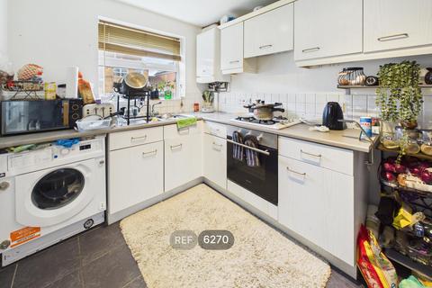 3 bedroom property to rent, 9, Hemmingway Close, Wakefield, WF4 2FD