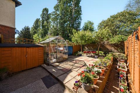 1 bedroom flat for sale, Lionel Road North, Brentford, London, TW8
