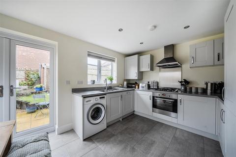 3 bedroom end of terrace house for sale, 13 Hendrick Crescent, Shrewsbury, SY2 6JF