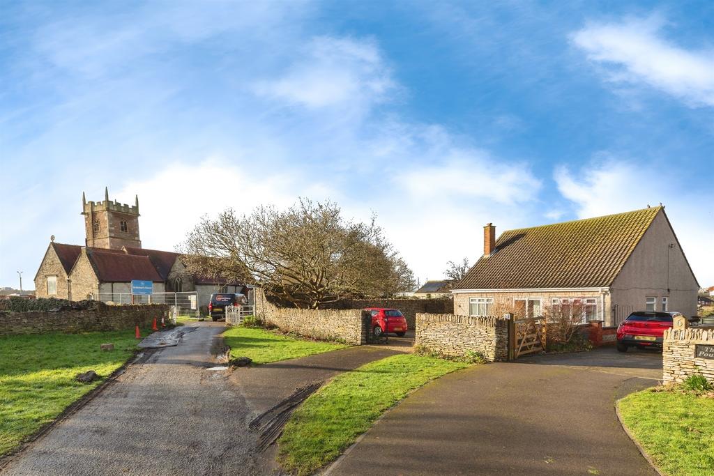 2 bedroom detached house for sale