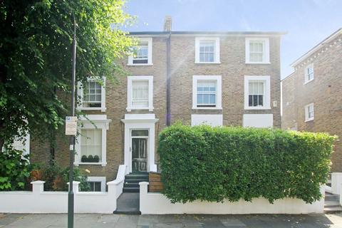 1 bedroom flat to rent, Godolphin Road, London W12
