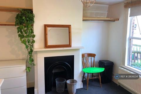 5 bedroom semi-detached house to rent, Acre Road, Kingston Upon Thames, KT2