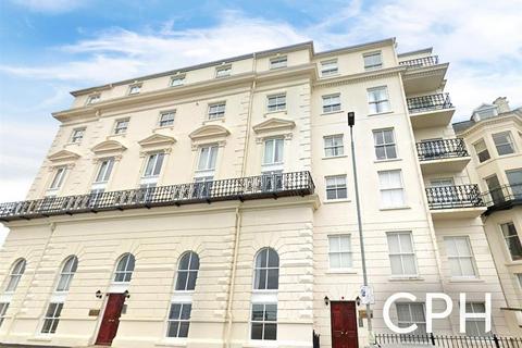 3 bedroom flat for sale, Esplanade, Scarborough, YO11