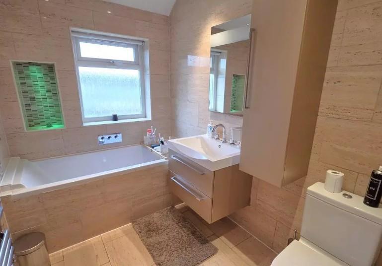 Family bathroom