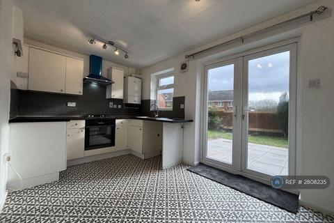 2 bedroom semi-detached house to rent, Venture Scout Way, Manchester, M8