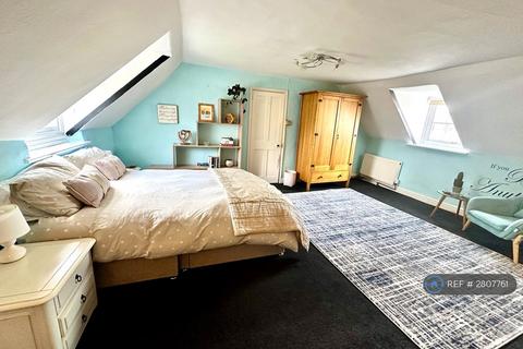1 bedroom penthouse to rent, Pratt Street, Soham, CB7