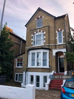 5 bedroom flat to rent, Clifton Road, Kingston Upon Thames, KT2
