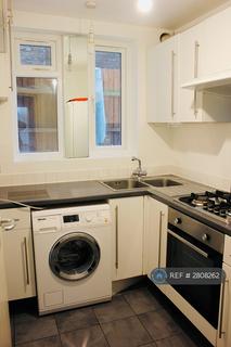 5 bedroom flat to rent, Clifton Road, Kingston Upon Thames, KT2