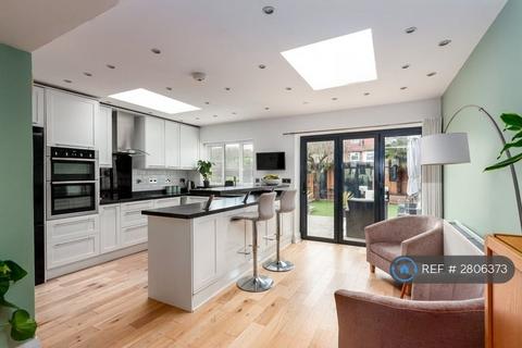 undefined, Barmouth Avenue, Perivale, Greenford, UB6
