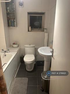 1 bedroom in a flat share to rent, Kingdon Road, London, NW6
