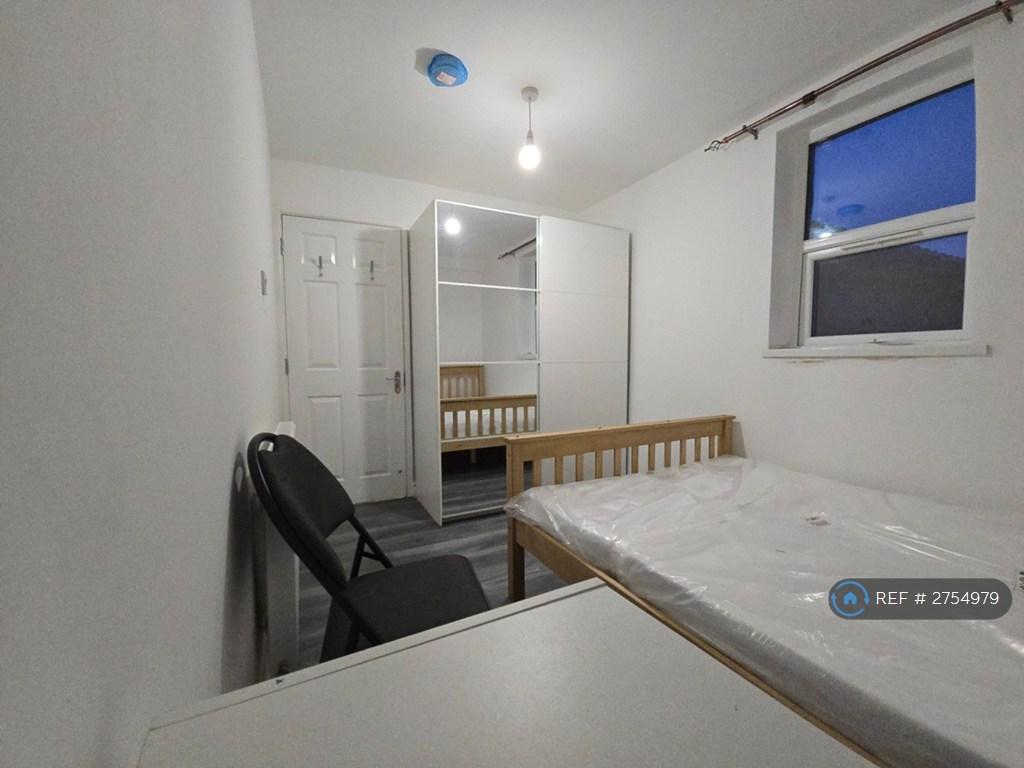 Room 4